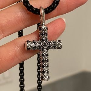 David Yurman Sterling Silver 925 CHEVRON CROSS WITH PAVÉ BLACK DIAMONDS